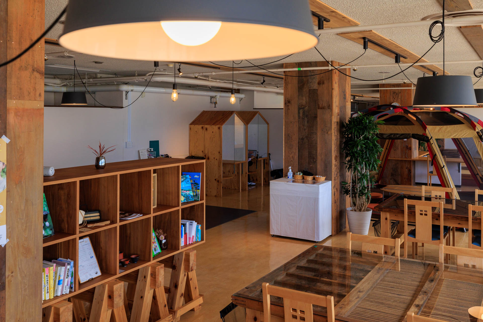 SADO PORT LOUNGE